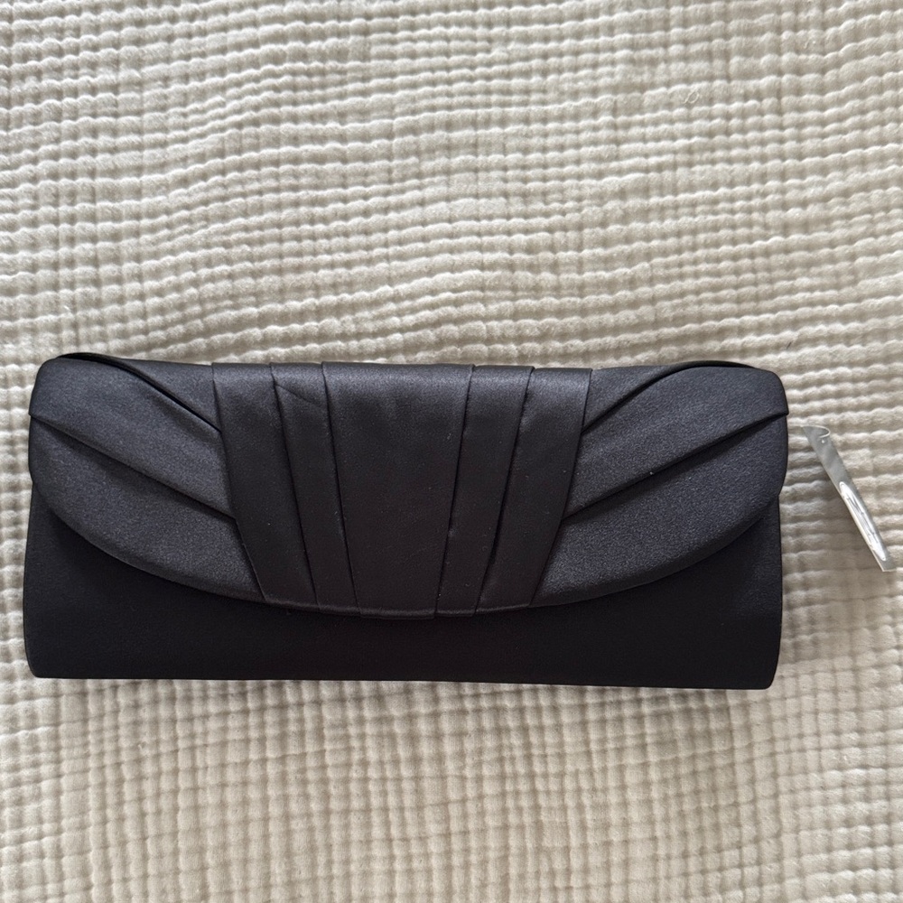 Jessica McClintock Elegant Black Clutch